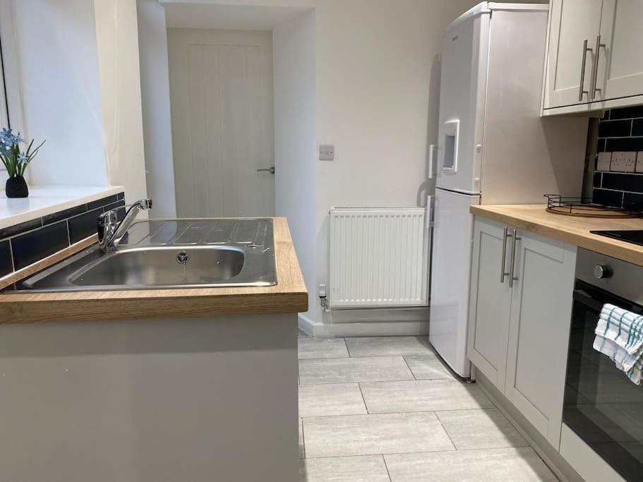 Modern 2 Bedroom Cottage Near Bike Park Wales. Merthyr Tydfil Exterior foto